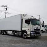 大型トラック