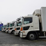 中型トラック