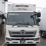 中型トラック