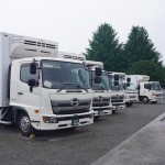 中型トラック